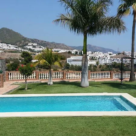 El Cano Villa *