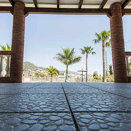 El Cano Villa